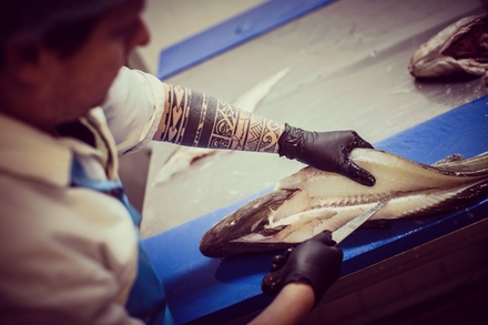 Foto van Heijvis Visverwerking in actie